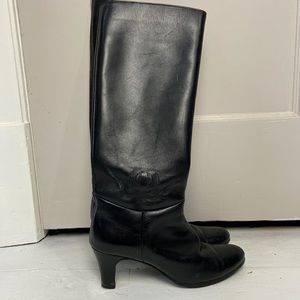 Heeled La Vallee calf high boots